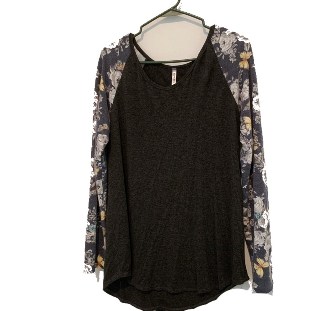 Goo Yoo butterfly long sleeve top XL